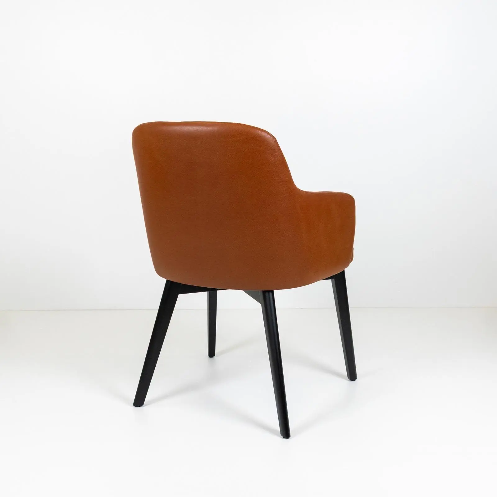 Velnori Chair